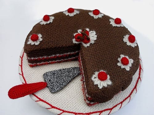 knitted_cake