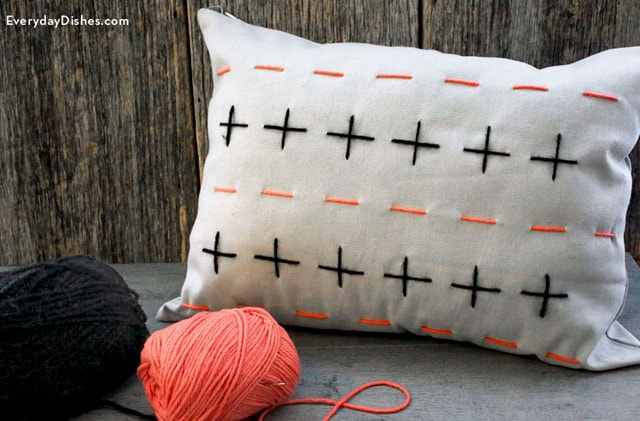 stitched_pillow_cover_main